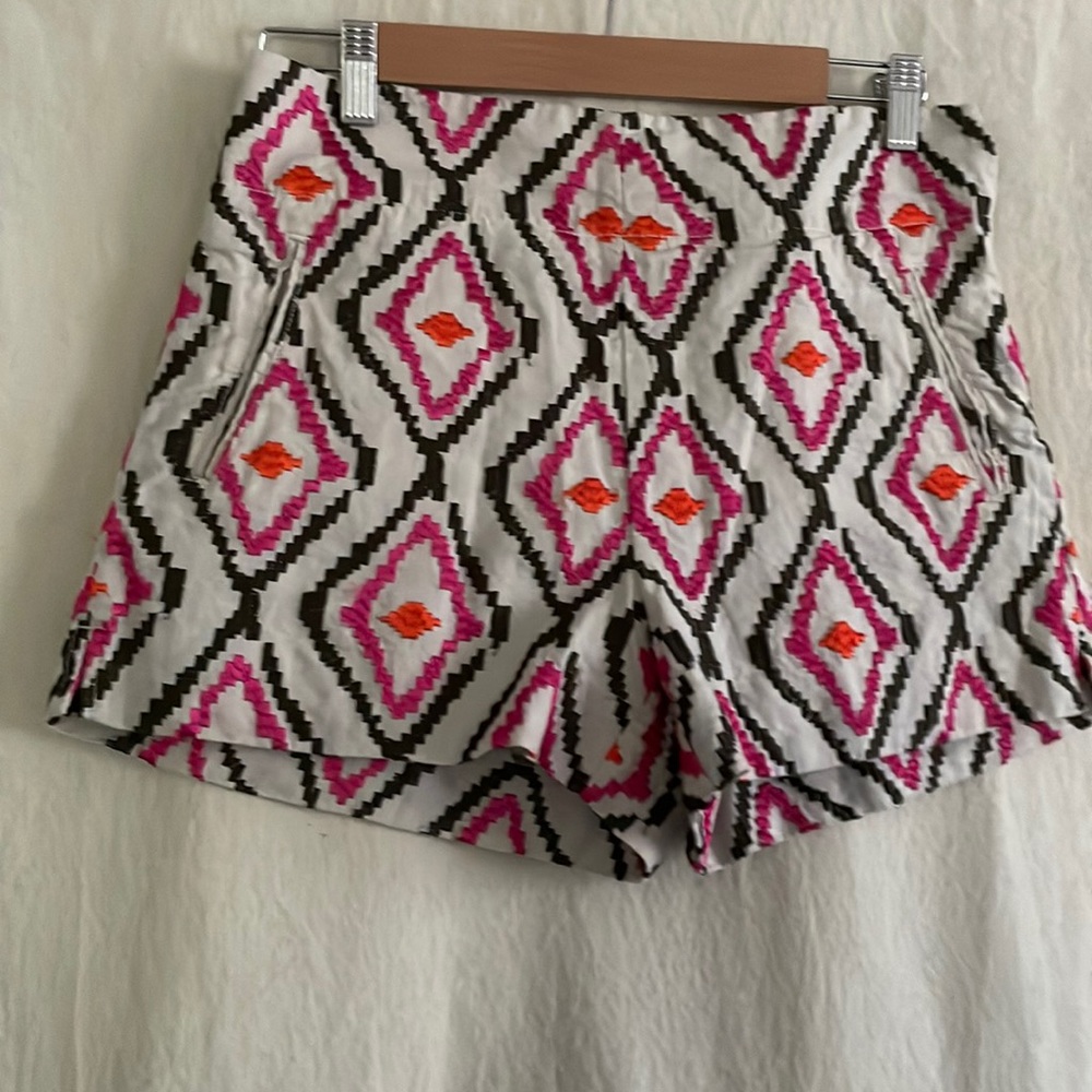 LOFT Riviera Short, size 6 - Picture 2 of 2